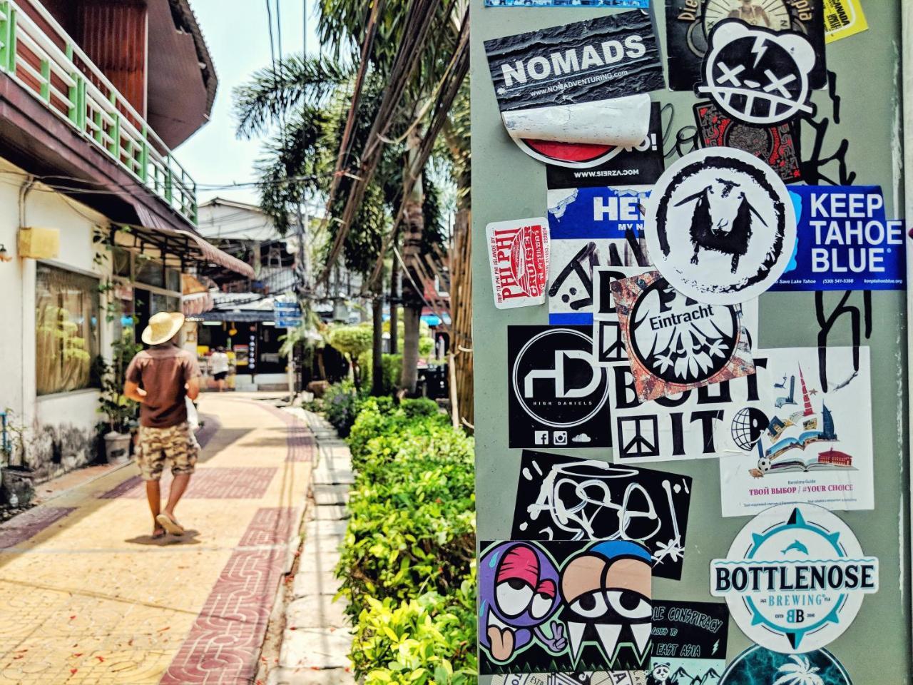 Ostello Lucky Dorm Phi Phi Islands Esterno foto